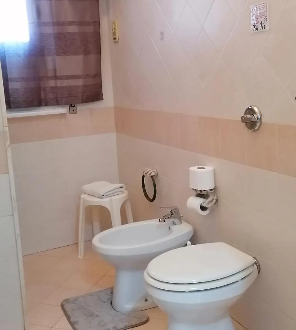 Maranzano Vacanze Casa Con Giardino 库斯托纳奇 0*,